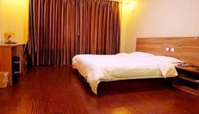 Camera - Home Inn - Yingkou Bayuquan Jingang Bay Huayi Hotel