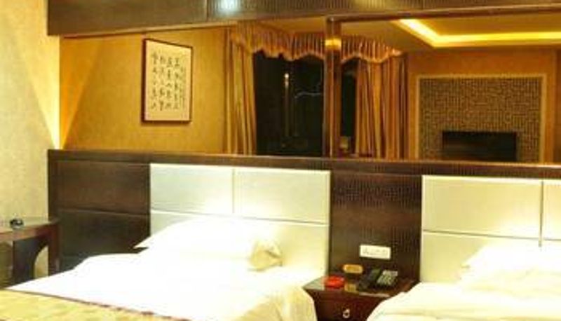 Zimmer - Fenyang New Century Business Hotel