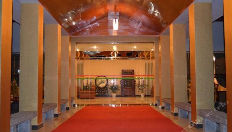 Rezeption - Yulong Municipal Party School Training Reception Center