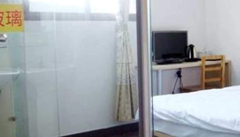 Chambre - 99锦诚连锁旅店(上海金汇店)