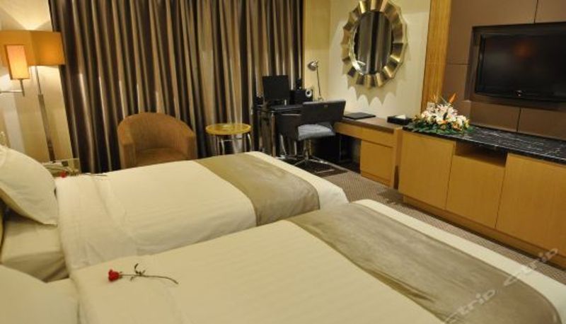 Business room - Golden Palace Hotel