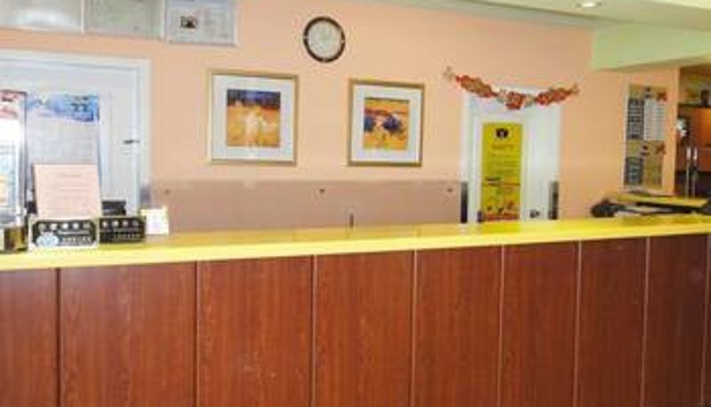 Hall - Home Inn