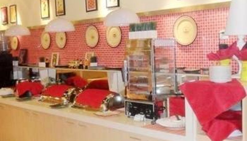 Sala prima colazione all'interno del ristorante - Home Inn Kunshan Zhangpu Development Area
