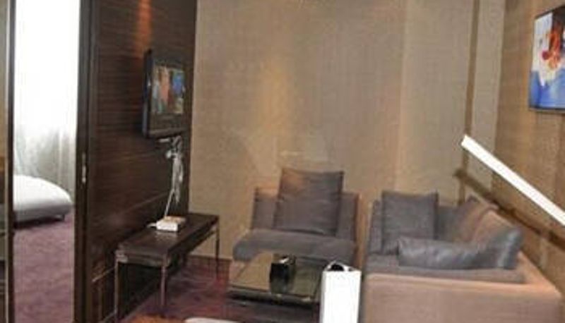 Zimmer - Tianji New Era Hotel