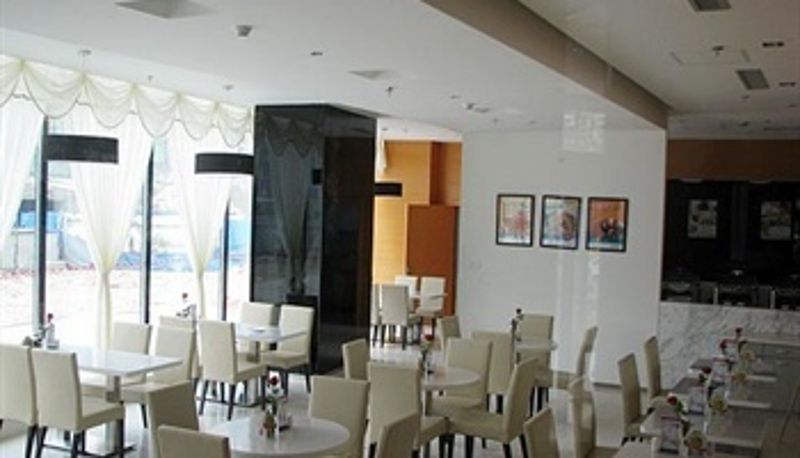 Sala de desayunos dentro del restaurante - Jinjiang Star Panjin Railway Station Hotel Panjin Railway Station