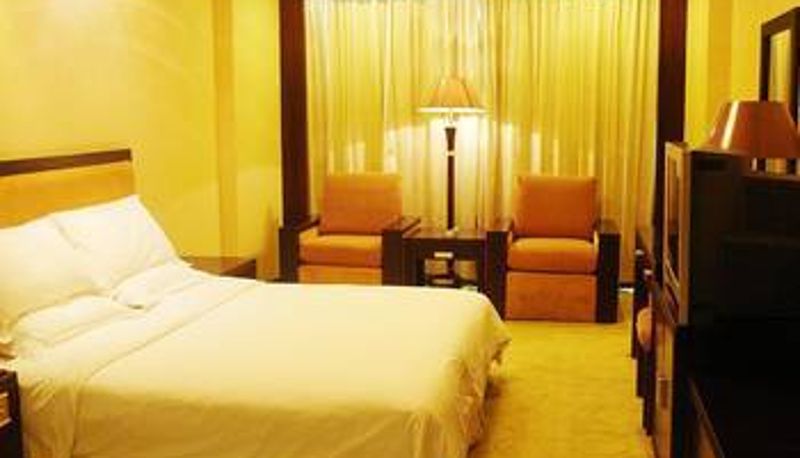 Camera - Dongya Business Hotel (Shimao Motiancheng Store)