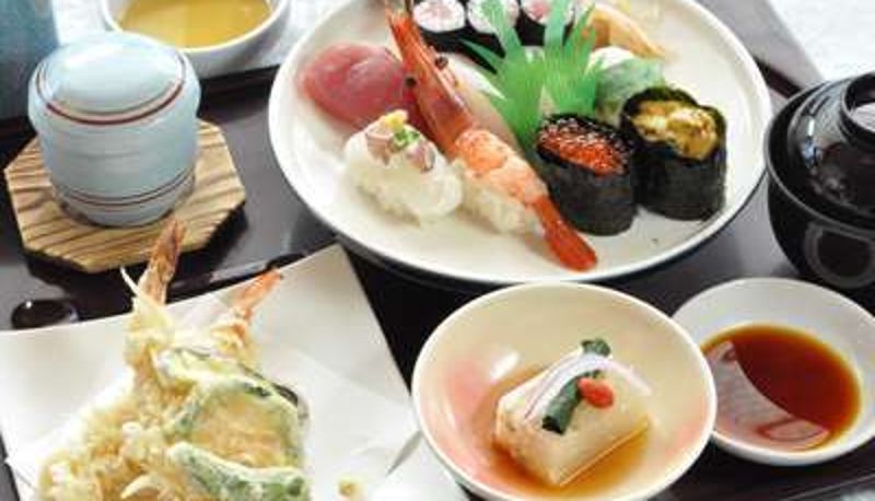 Sala prima colazione all'interno del ristorante - Aomori Kokusai Hotel