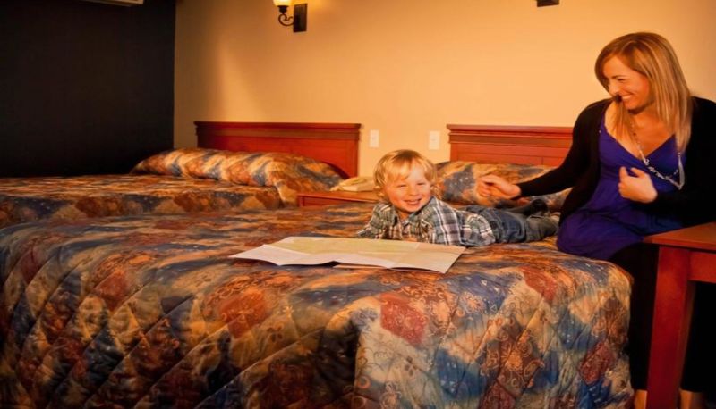 Standard room (double) - Hotel Marineau Shawinigan