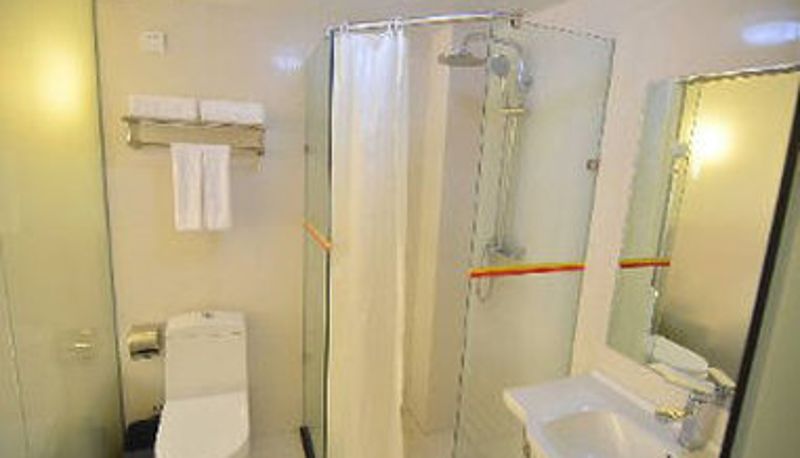 Zimmer - Super 8 Hotel Wuhan Zhong Hua Lu Ma Tou