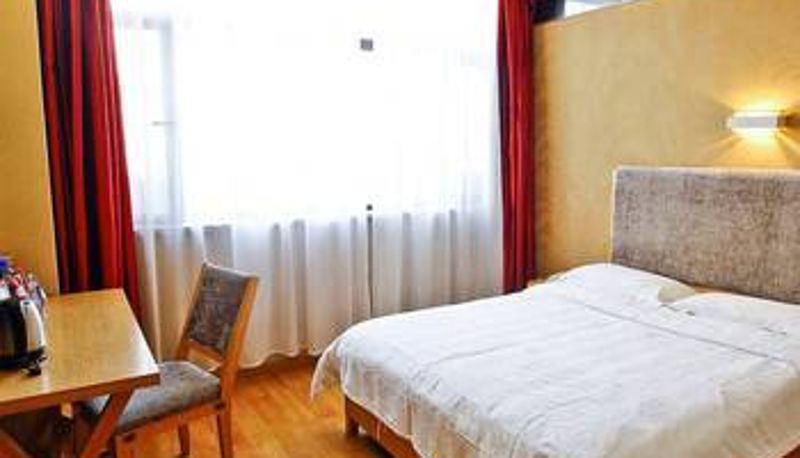 Zimmer - Maple Leaf Yazhi Hotel (Jing'er Road Railway Station Store)