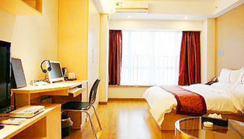 Camera - Yiting Meizhi Hotel (Changsha High Speed Railway South Station Store)
