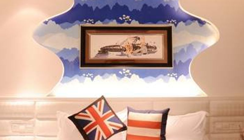 Camera - Fantasy Art Hotel (Chengdu Tongzilin Subway Station Store)