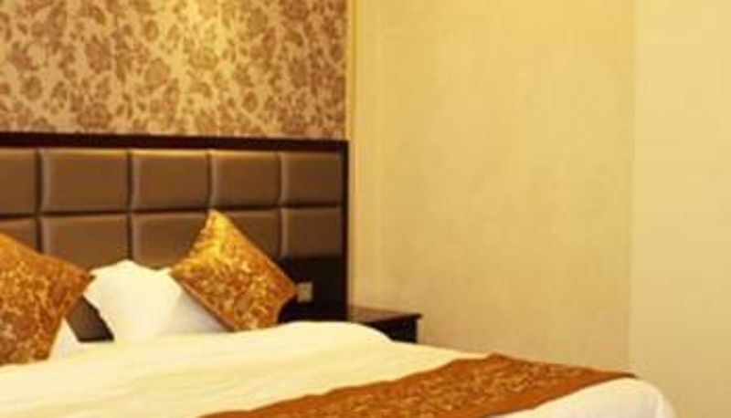 Vista exterior - Luanchuan Liangyu Business Hotel