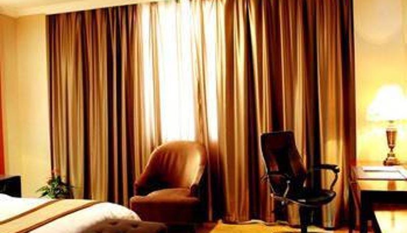 Camera - Fenghui International Hotel
