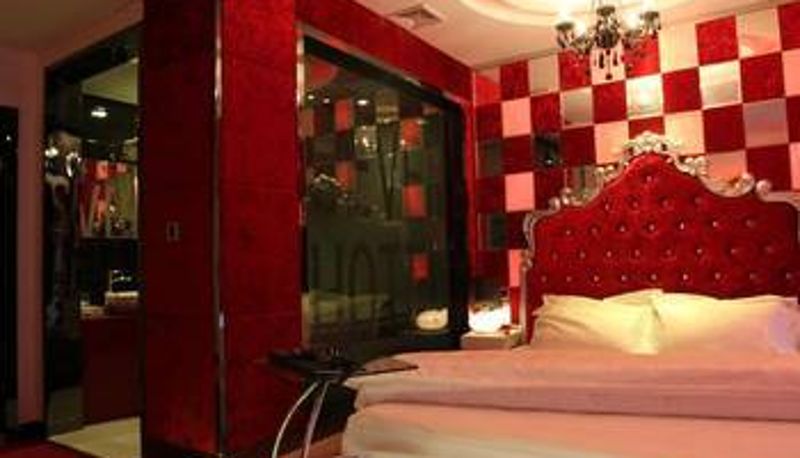 Kamer - Severn Esports Hotel (Modern Street Store)