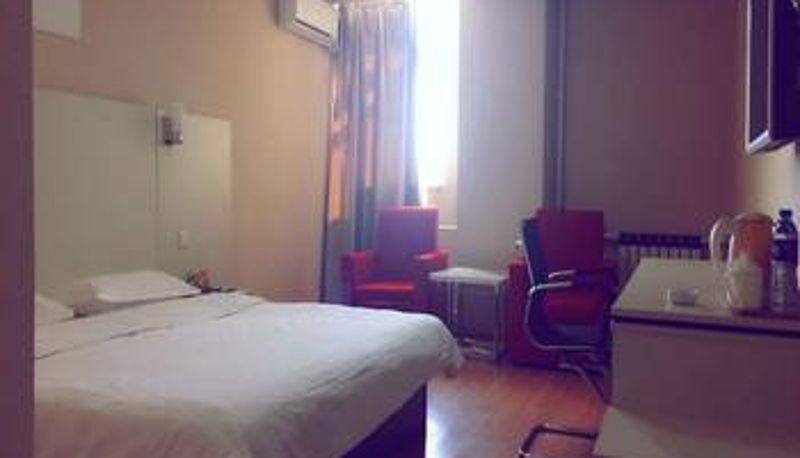 Camera - Pai Hotel (Jiayu Pass Xiongguan Plaza Store)