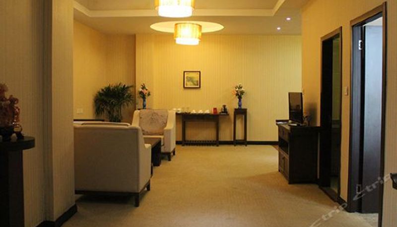 Tripla - Chaxi Town Resort
