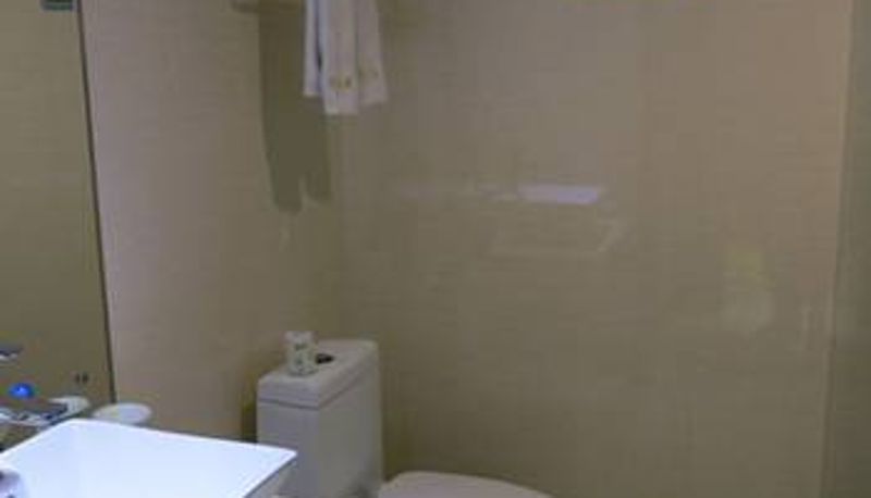 Camera - Jinluowan Business Hotel