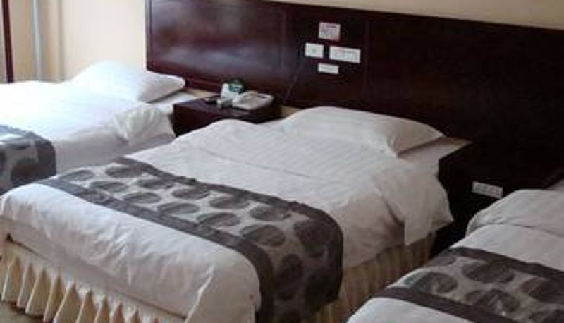 Camera - Jinluowan Business Hotel