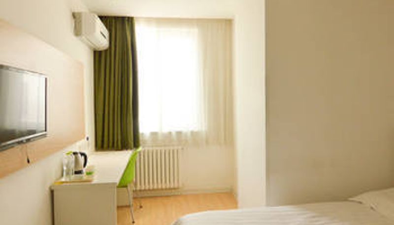 Room - Motel 168 Hotel