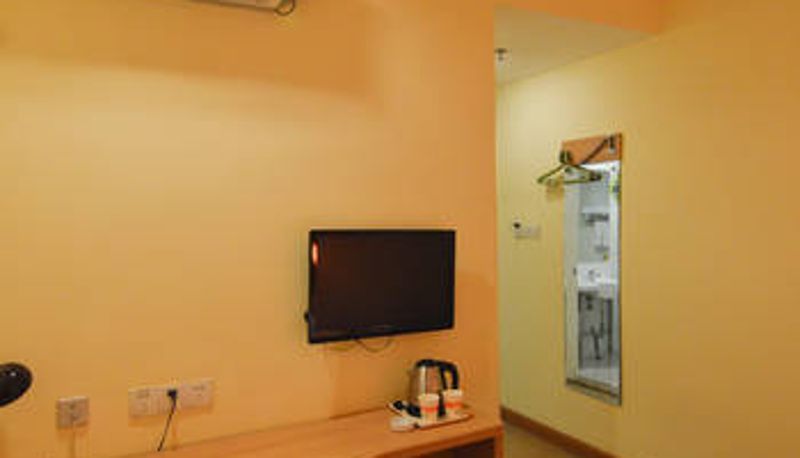 Camera - Home Inn (Laixi Yantai Road Yuehu Park Branch)