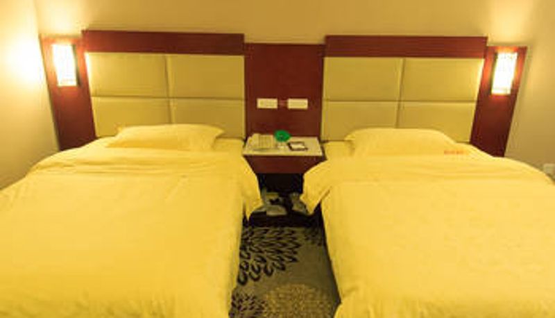Room - Baodu Hotel (Liuzhou Wanda Plaza Branch)