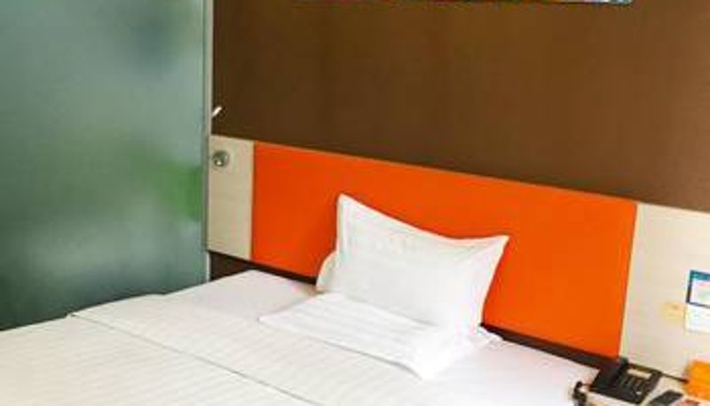 Room - 7天连锁酒店(洛阳王城大道升龙广场店)