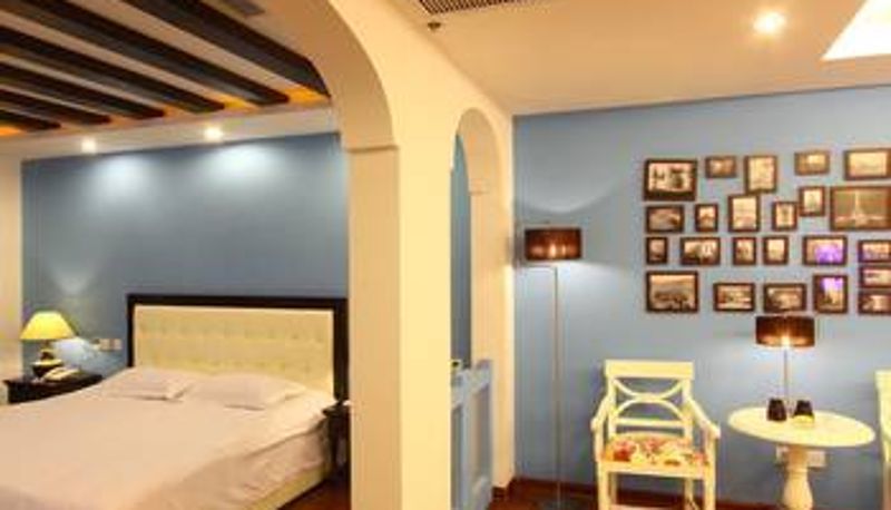 Zimmer - Fantastic Holiday Inn (Jiangning University City Longmian Avenue Subway Station Store)