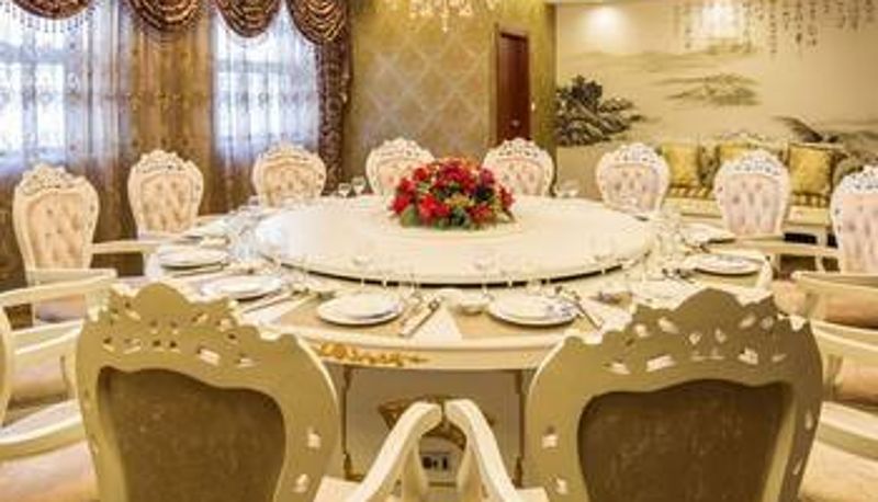 Frühstücksraum innerhalb des Restaurants - Yuehu Hotel