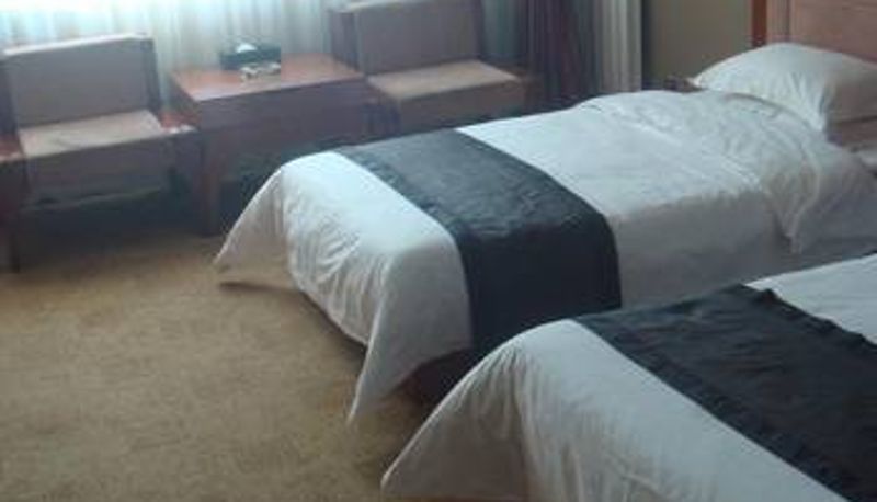 Room - Yuteng Business Hotel (Yutong Dalat Banner Shopping Center Branch)