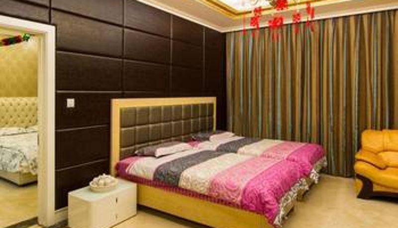Camera - Hongyun Grand Hotel