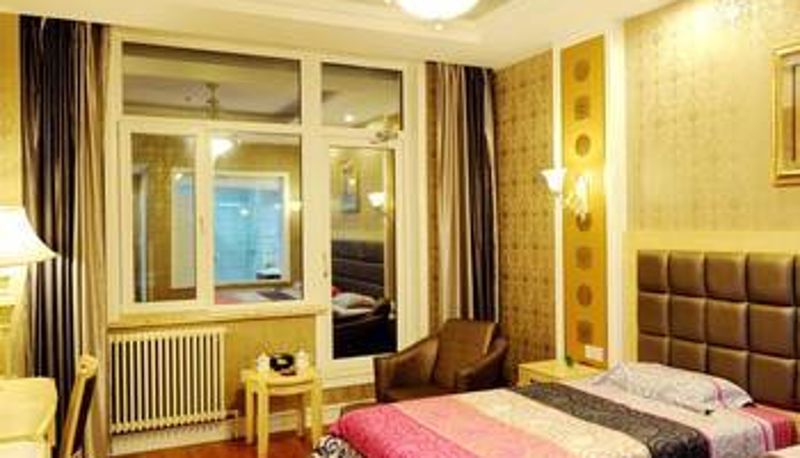 Camera - Hongyun Grand Hotel