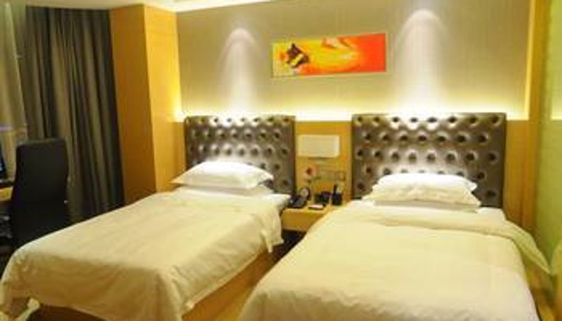 Camera - Diamond International Hotel
