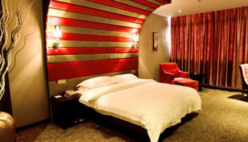 Camera - Yaduo Light Luxury Hotel
