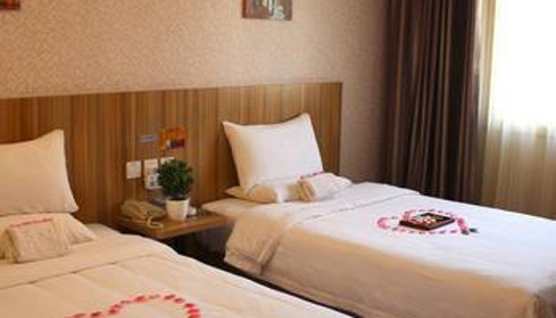 Camera - Yijia 365 Chain Hotel (Shahe International Trade Store)