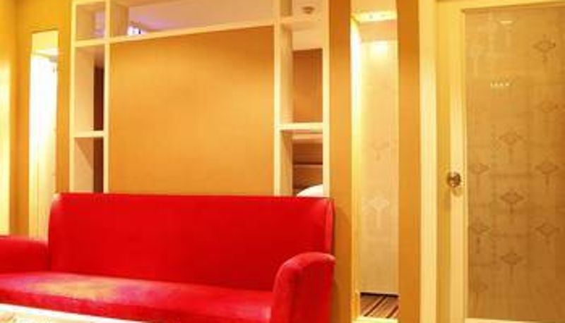 Room - Yijia Business Hotel