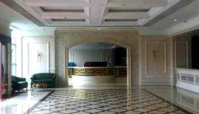 Hal - Youli Building Hotel