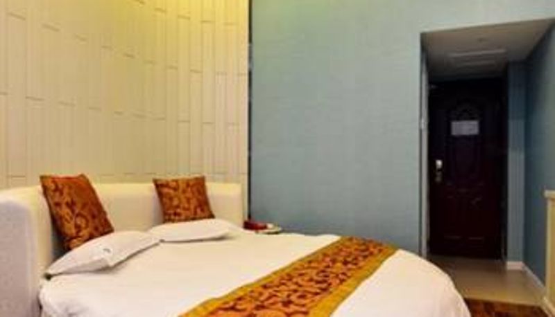 Room - Mingyue Hotel