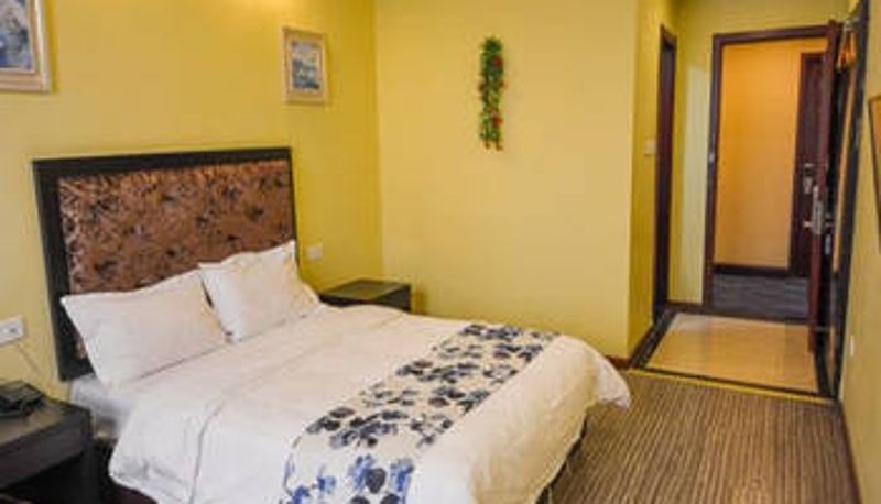 Habitación - Jiangnan Four Seasons Hotel (Fuxing Road Subway Station Branch of Provincial People's Hospital)