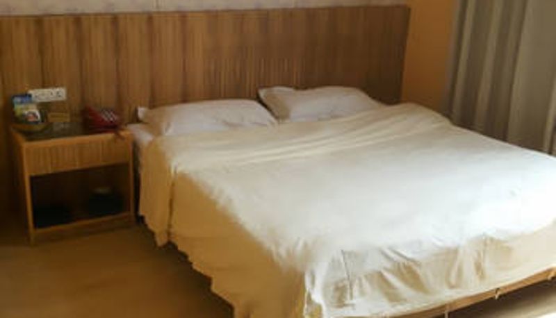 Zimmer - Holiday Tour Express Hotel Wuzhou