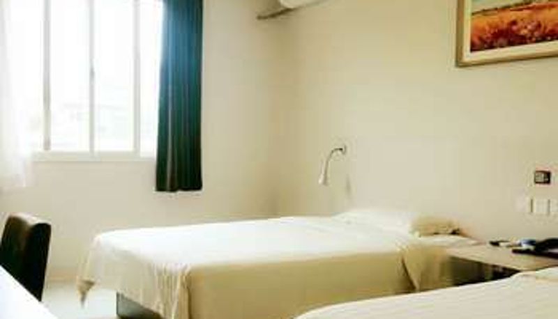 Room - Jiaya Hotel (Xi'an Railway Station Wukou Subway Station Store)