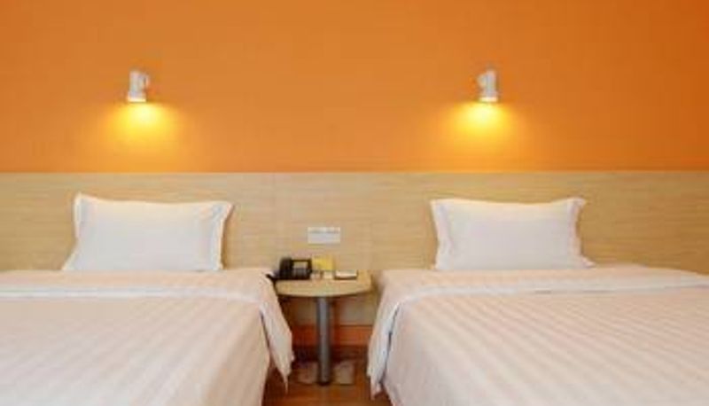 Kamer - 7 Days Hotel (Yantai Dahaiyang Road Railway Station Store)