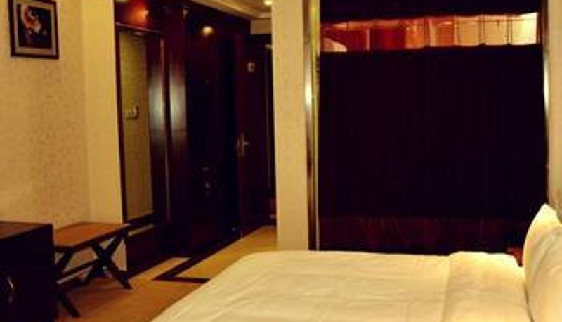 Camera - Xiaoxihu Garden Hotel