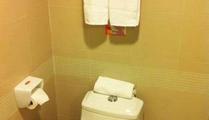 Camera - Home Inn · Neo (Yihua International Plaza Branch of Yunfu Bus Station)