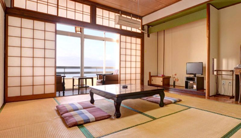 Zimmer mit Meerblick - (RYOKAN) Sakurajima Seaside Hotel