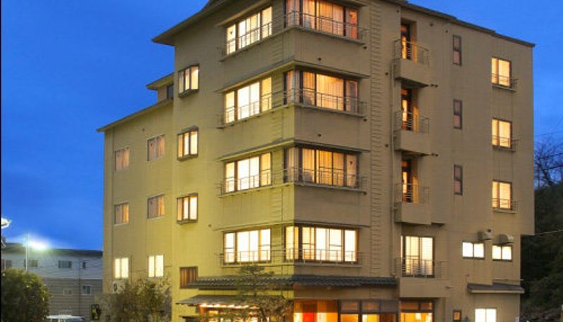 Widok na zewnątrz - (RYOKAN) Aji no Yado Kikuta