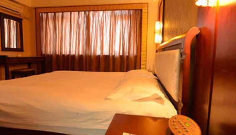 Camera - Ginkgo Garden Hotel