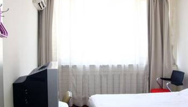 Kamer - Gangcheng Esports Hotel (Baotou Kunqu Baobai Branch)