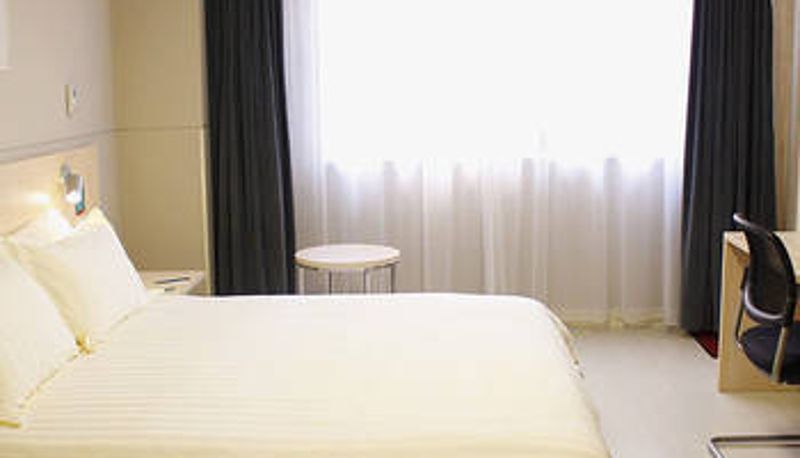 Zimmer - Jinxing Shangmei Hotel (Wuhu Phoenix Food Street Store)