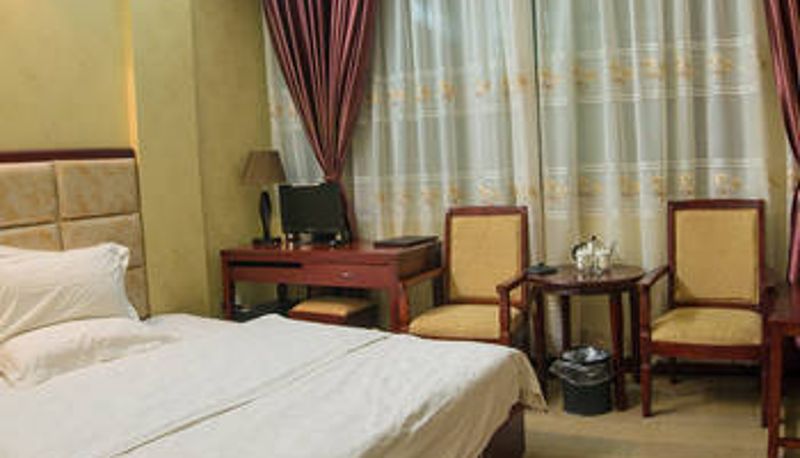 Widok na zewnątrz - Nanqiao Business Hotel